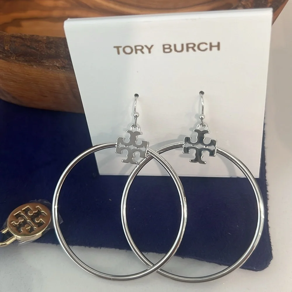 Tory Burch Stacked-T Hoop - Picture 3 of 12